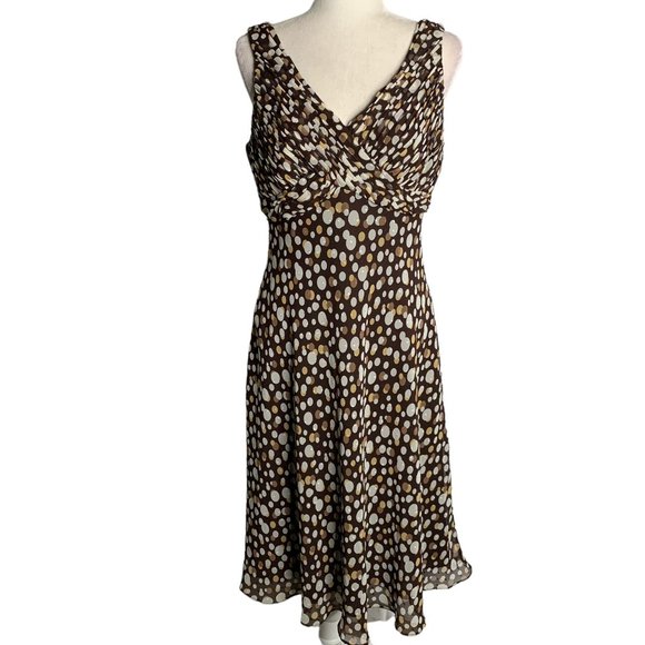 Adrianna Papell Dresses & Skirts - Adrianna Papell Sleeveless Chiffon Dress 12 Brown Polka Dot Lined Pleated Zip